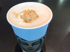 烤巴旦木牛乳拿铁-星巴克(汇京国际广场店)