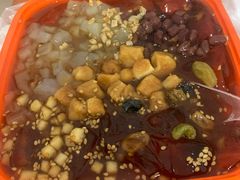 -爆炸头阿姨小四川正宗川味小吃(无任何分店)