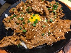 窝蛋肥牛-火啫啫·粤式啫啫煲(南通首店)