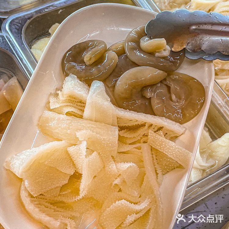 不敢相信…这是香港物价！？？任吃任饮！