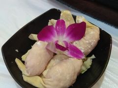-鲜入围煮花胶鸡海鲜火锅