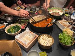 -三出山火锅(南京万象天地店)