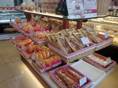 零售区-红宝石·鲜奶小方·海派西点房(四平店)