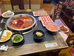 -沸炉重庆老火锅(军事博物馆店)