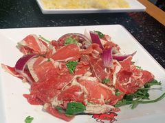 -牛鲜盛齐齐哈尔烤肉(曹路店)