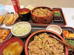 -牛邸·烧肉饭(来福士店)