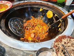 -袁小二大东北铁锅炖(吉祥村总部)