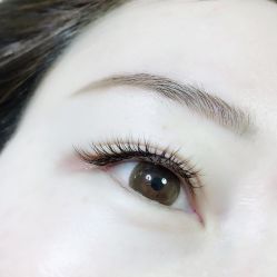 -赫本轻奢美颜中心