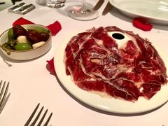 月陈年西班牙火腿-壳里西餐厅Coquille Seafood Bistro(蒙自路店)