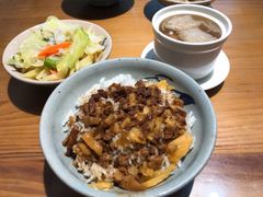 -红猪卤肉饭(大西洋美食城店)