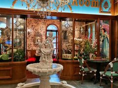 -秘密旅行Bonjour(黑金冠 江南西店)