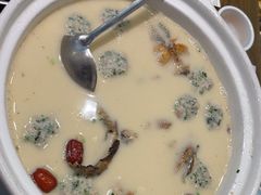 -黄泥岗·地道湖北菜(奥特莱斯店)