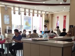 大堂-李先生牛肉面大王(营口大润发店)