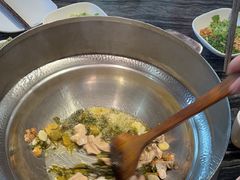 -老船舫·现做活鲜鱼馆(东郊记忆店)