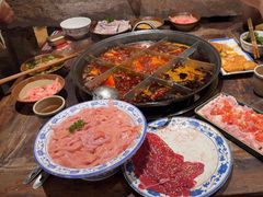 -周小明火锅(黑金冠社区店)