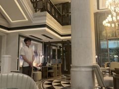 -浅深(世茂滨江精品店)