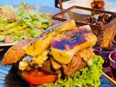 猫王埃尔维斯汉堡-Let'sBURGERplus·非常创意汉堡(三里屯店)