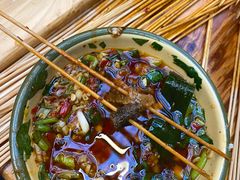 -拈签一笑黄牛肉辣卤串串