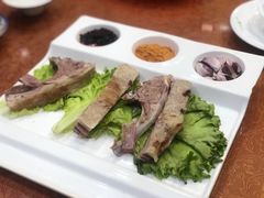 -三江源美食城