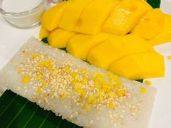 -Dang restaurant (patong phuket)