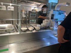 -老乡鸡(上海白玉兰广场店)