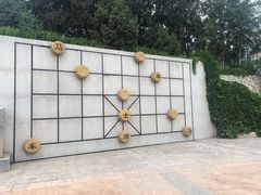-榆林榆阳西路火车站亚朵酒店