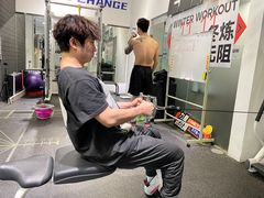 -汗水空间私教健身连锁(SM广场店)