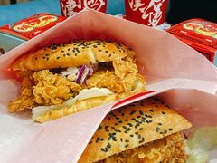 香辣鸡腿中国汉堡-塔斯汀中国汉堡(和畅五路店)