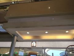 -奈雪的茶(亨特国际广场店)