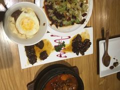 -峨嵋小镇·川菜(勒泰中心店)