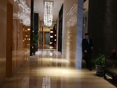 -天津梅江中心皇冠假日酒店