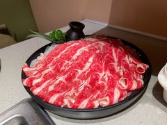 -海底捞火锅(新松江路生日主题店)