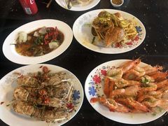-拉威海鲜市场