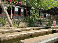 -临高吉海土窑海鲜(琼山店)
