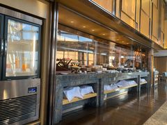 自助取餐区-君悦大酒店行政酒廊