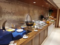 -湖景知味西餐厅•自助餐• 轻食(南京金茂威斯汀大酒店)