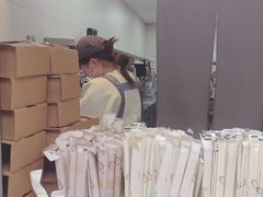 -喜茶(上海淮海中路渔阳里店)