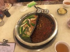 -朱氏胖子烂火锅(洪崖洞店)