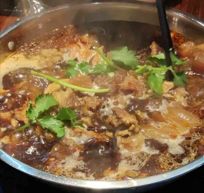 猜丁壳私家牛板筋火锅(昌职店)-"非常好吃就是有点淡了,沾着辣料和