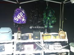 -吴山路夜市