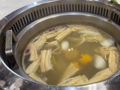 -四点金潮汕鲜牛肉火锅(金猴名居店)