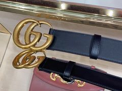 -文艺复兴百货(米兰大教堂广场店)