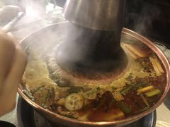 -羊家胡同·龙虾烧烤火锅(龙汇路店)