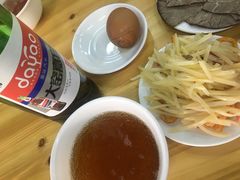 -马德元纯汤牛肉面(太奥广场店)