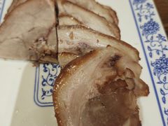 -老天桥酱肉烧饼夹肘子(天桥店)