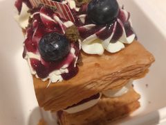 -HOT CRUSH趁热集合·现烤面包(上海环球港店)