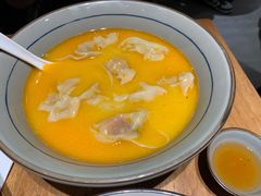 金汤黄鱼馄饨-蟹黄鱼·深夜面馆(巨鹿路店)