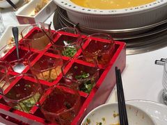 -领鲜天下·焗海鲜·花胶鸡(天目里店)