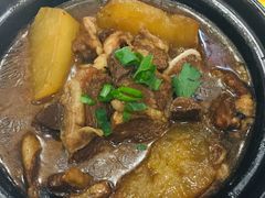 牛腩啫啫猪肠粉-东江海鲜酒家(艺都分店)
