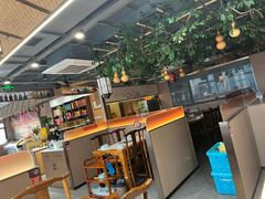 -乡土黄·鲜牛肉火锅·小龙虾(兴业街店)